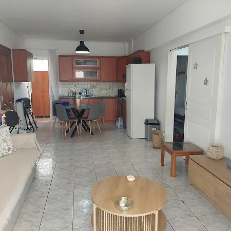 Nia - Seaside House Akrata * Paralia Akratas