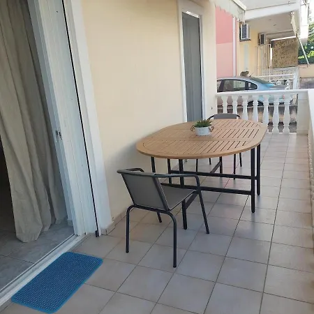 Nia - Seaside House Akrata Apartament *