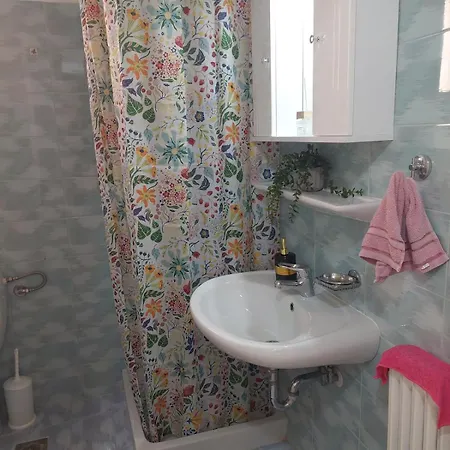 Nia - Seaside House Akrata *