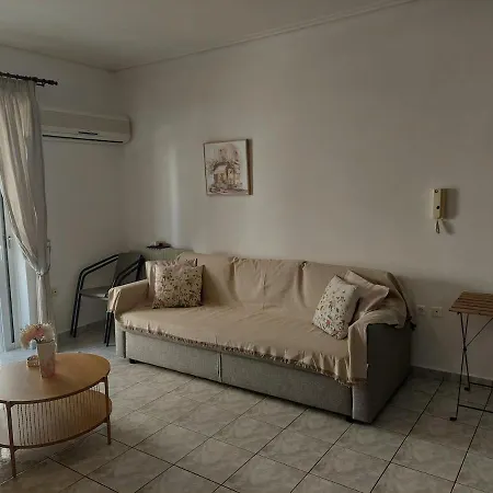 Nia - Seaside House Akrata Paralia Akratas